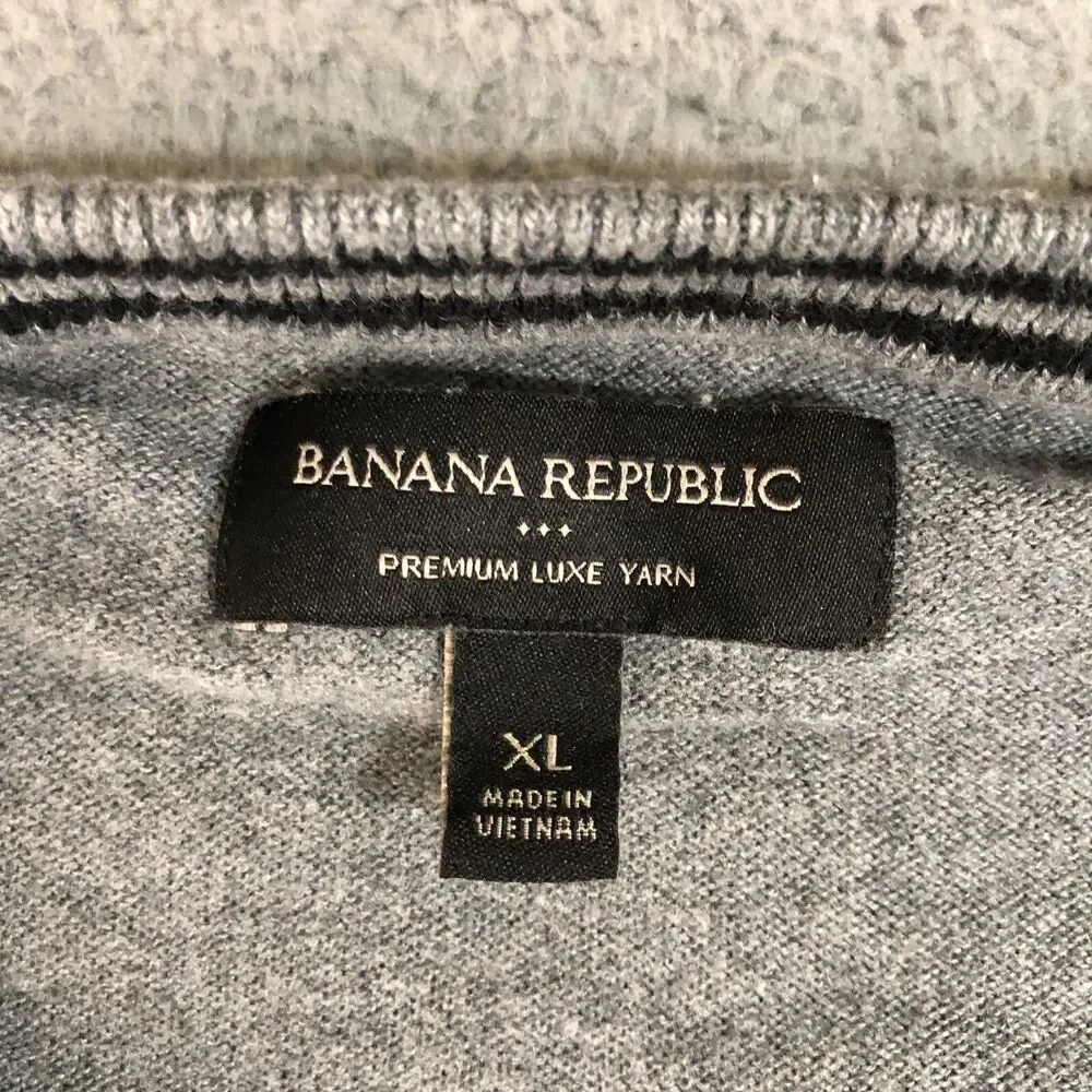 Banana Republic Sweater Mens gray XL Pullover Premium Luxe Yarn Preppy Solid